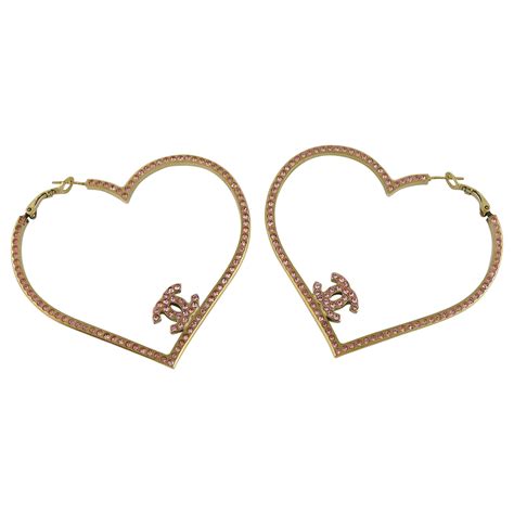 chanel heart hoop earrings